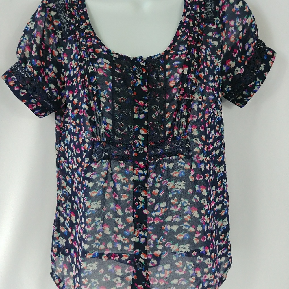 A&E American Eagle Outfitters